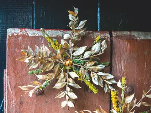 Twig stars. © Britt Willoughby Dyer Natural Christmas decorations
