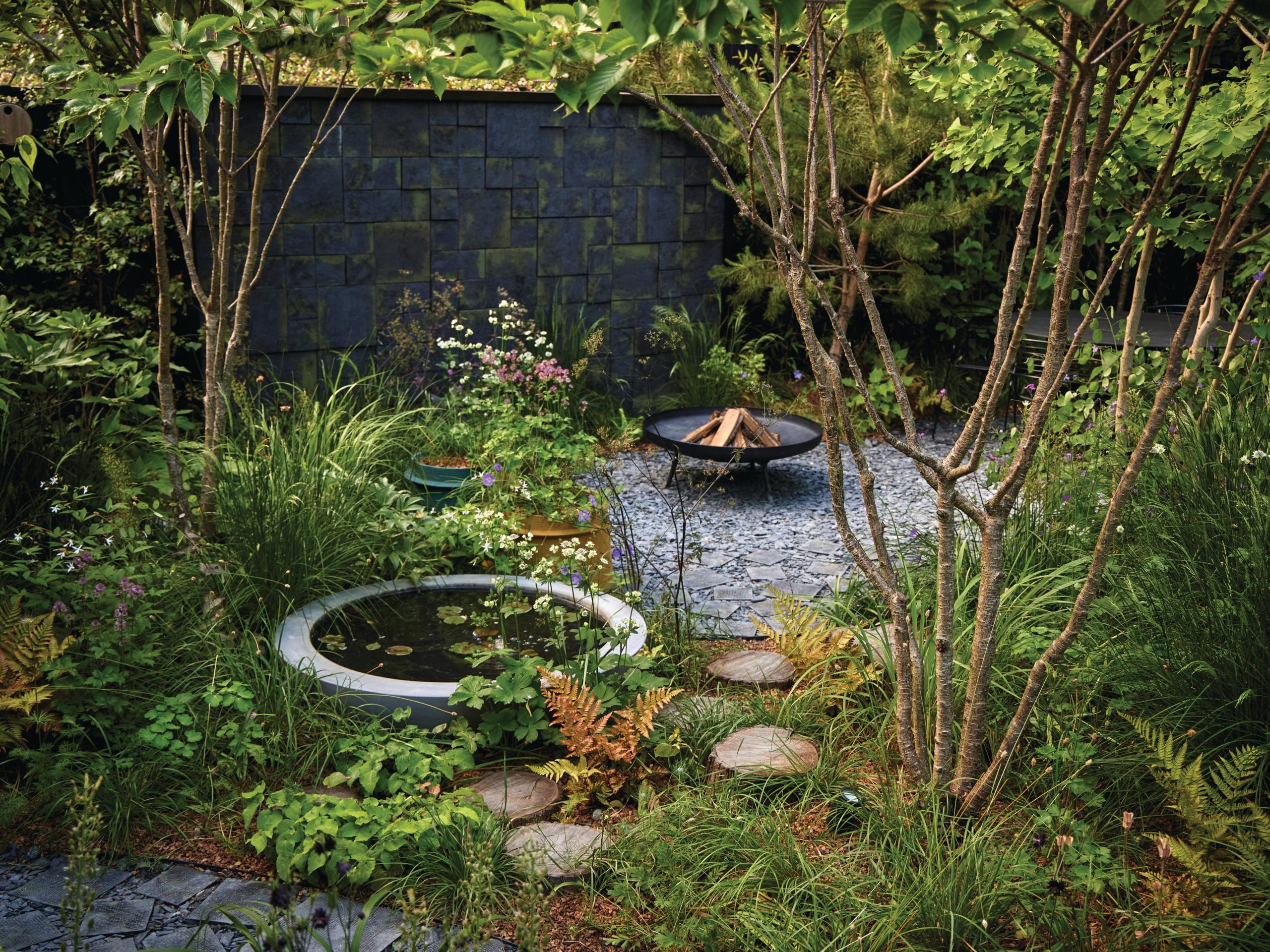 Garden firepit area