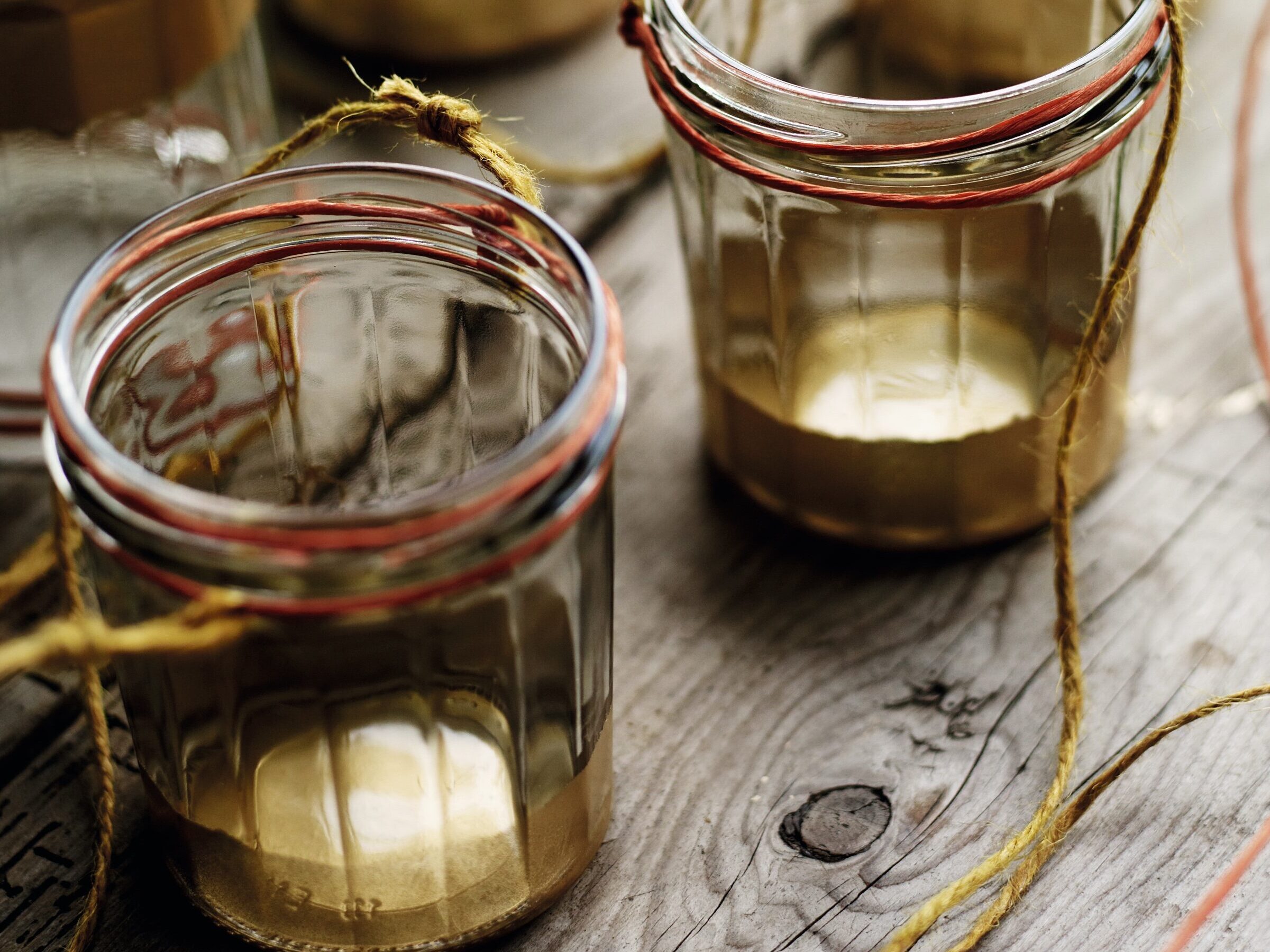 Jam jar lanterns for Christmas 