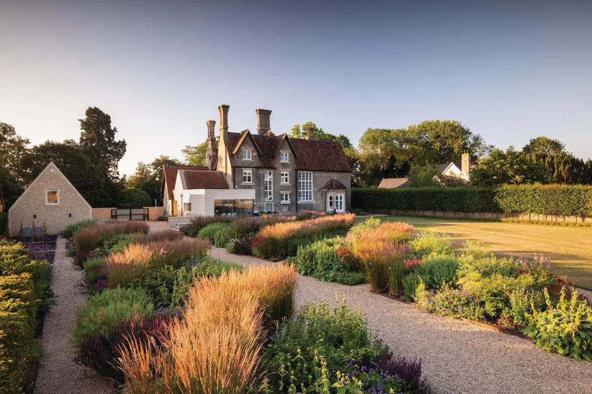 RBD080722_140_preview Robert Myers' garden designs at Park House © Richard Bloom