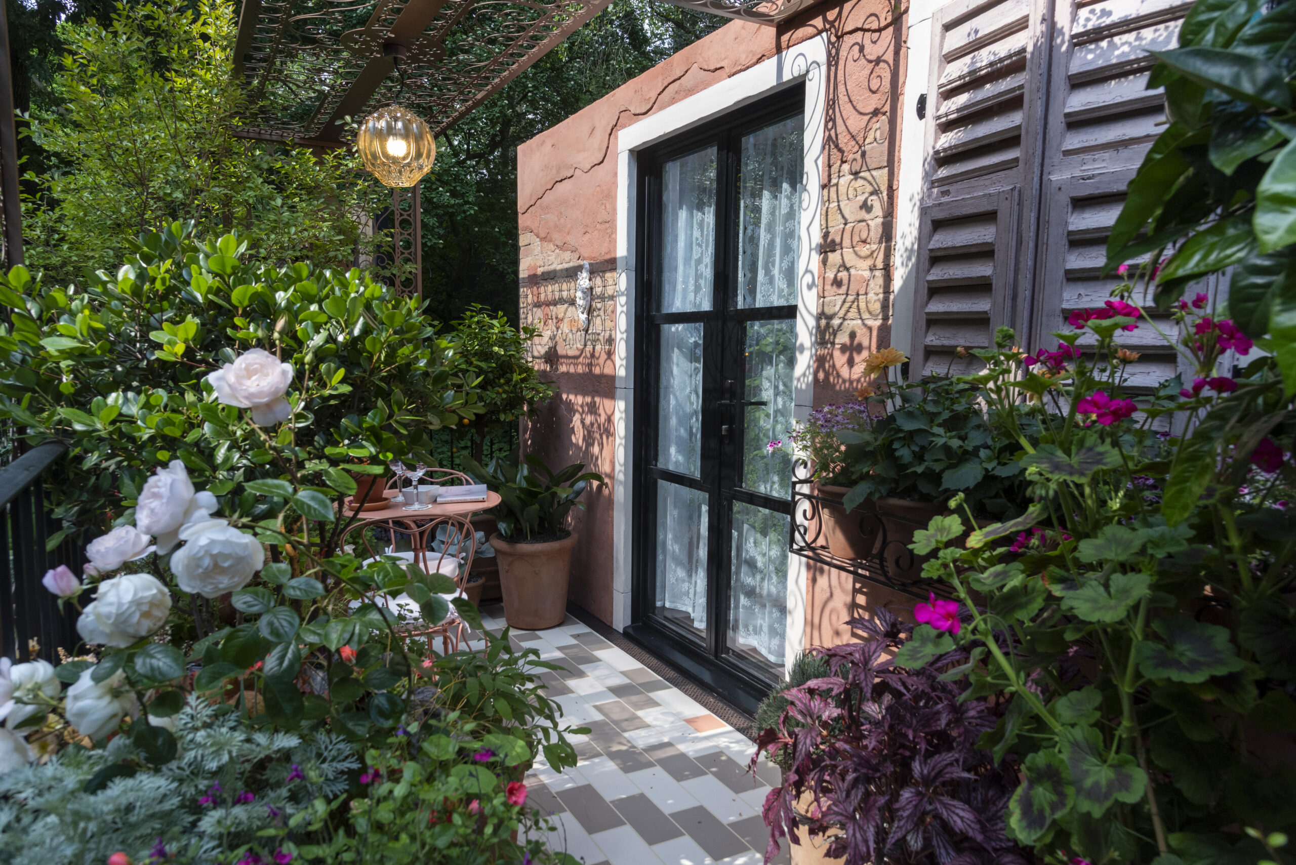 La Mia Venezia at RHS Chelsea Flower Show. Designed by Michela Trinca. Balcony Garden.