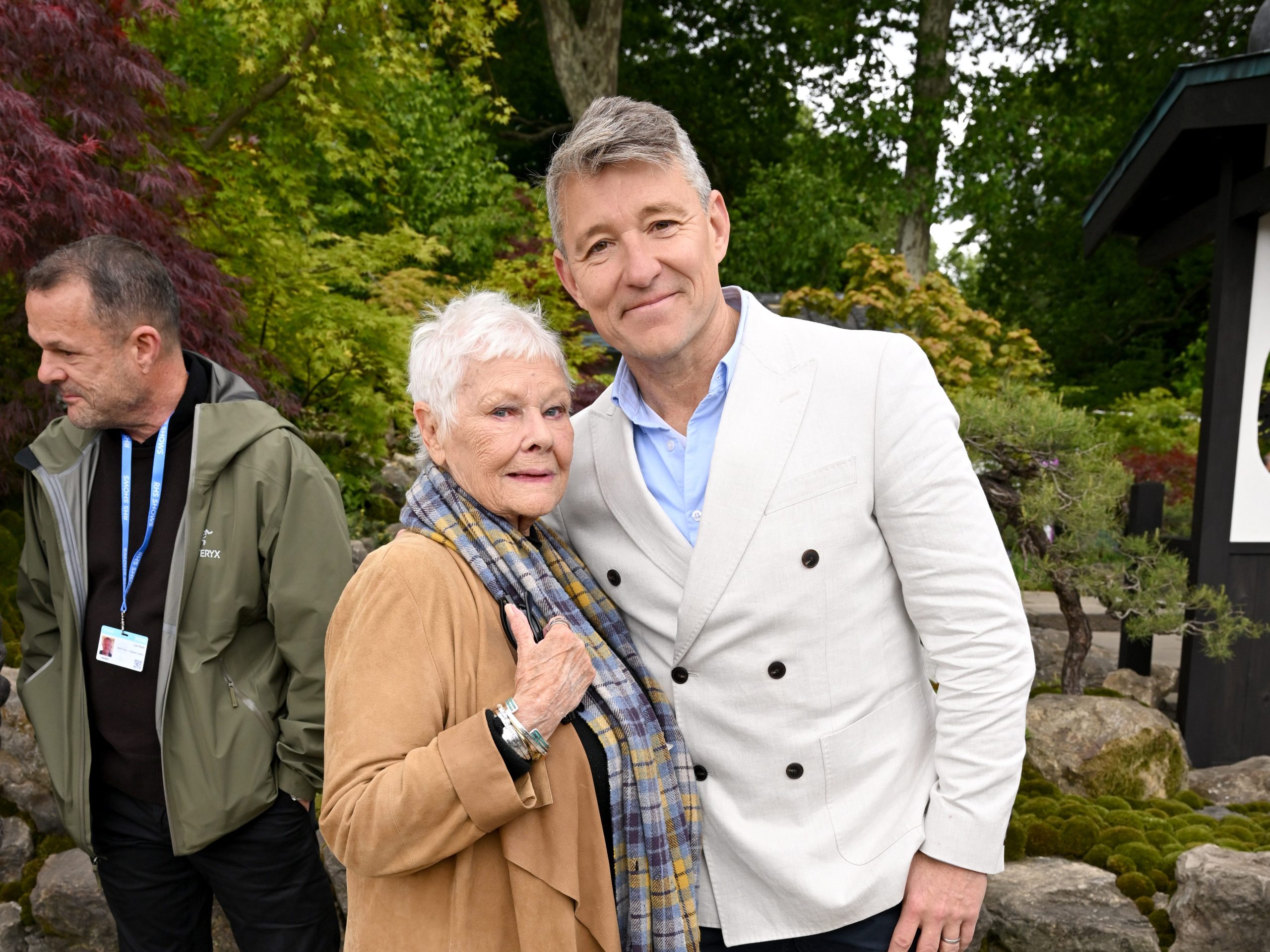 Dame Judi Dench and Ben Shephard attends the RHS Chelsea Flower Show 2026 © Jeff Spicer/Getty Images
