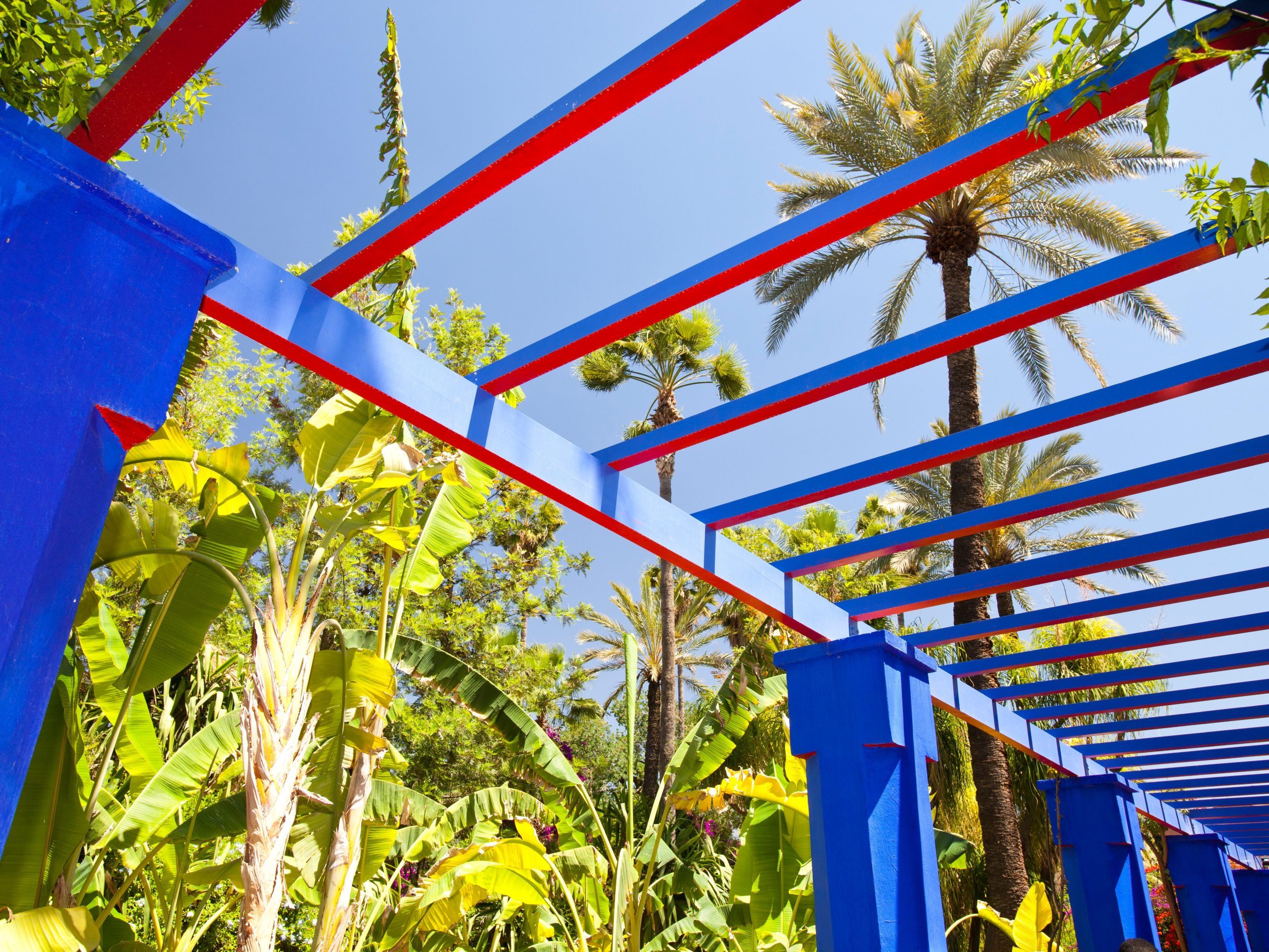 painted pergola