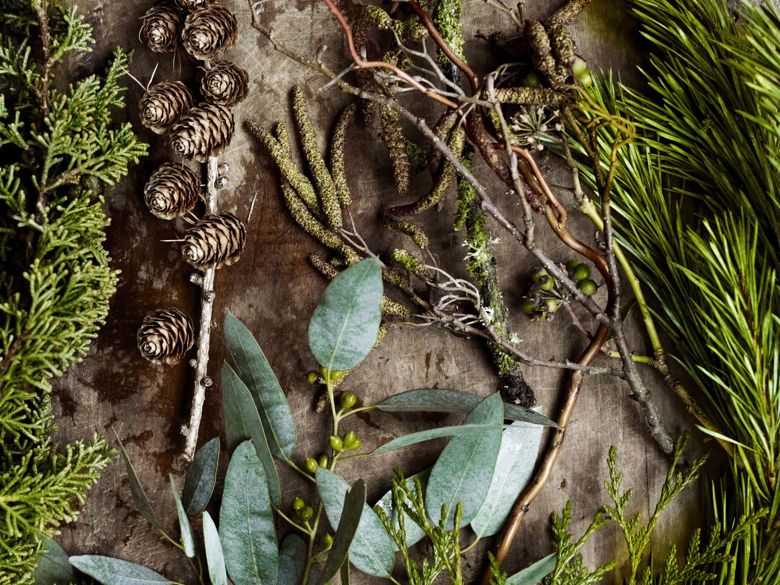 What you need for your oversized Christmas wreath