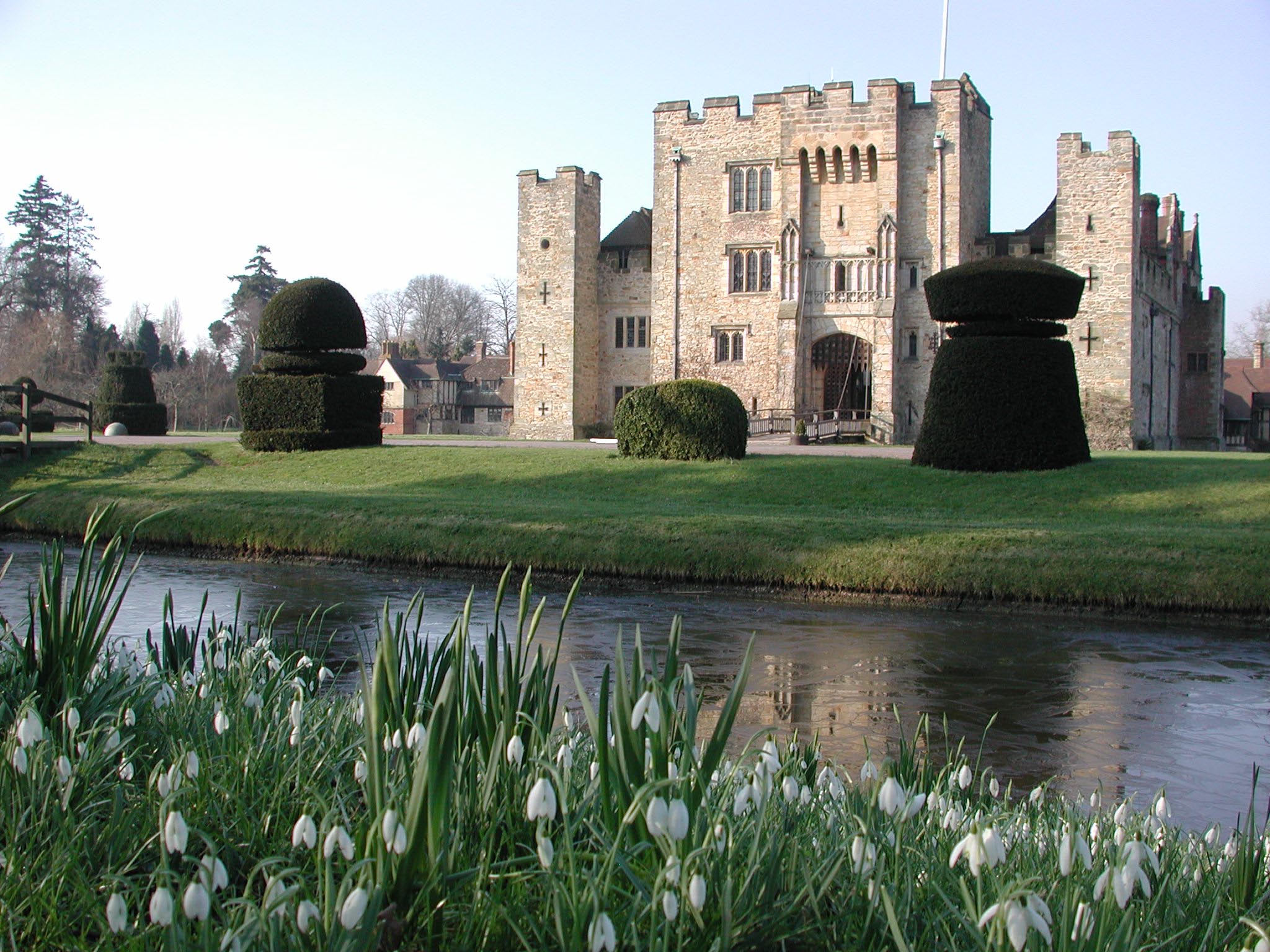 Snowdrops at Hever Castle
