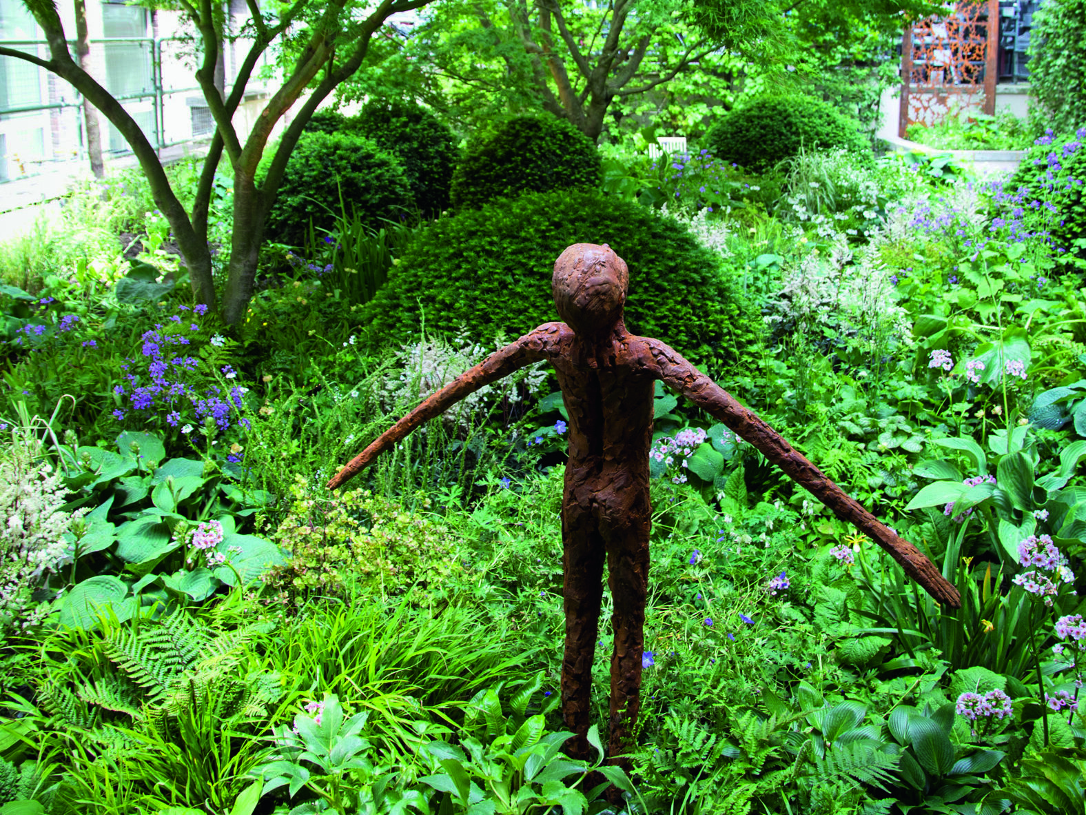 Chris Beardshaw’s 2016 garden for Morgan Stanley in situ on the roof of Great Ormond Street Hospital.