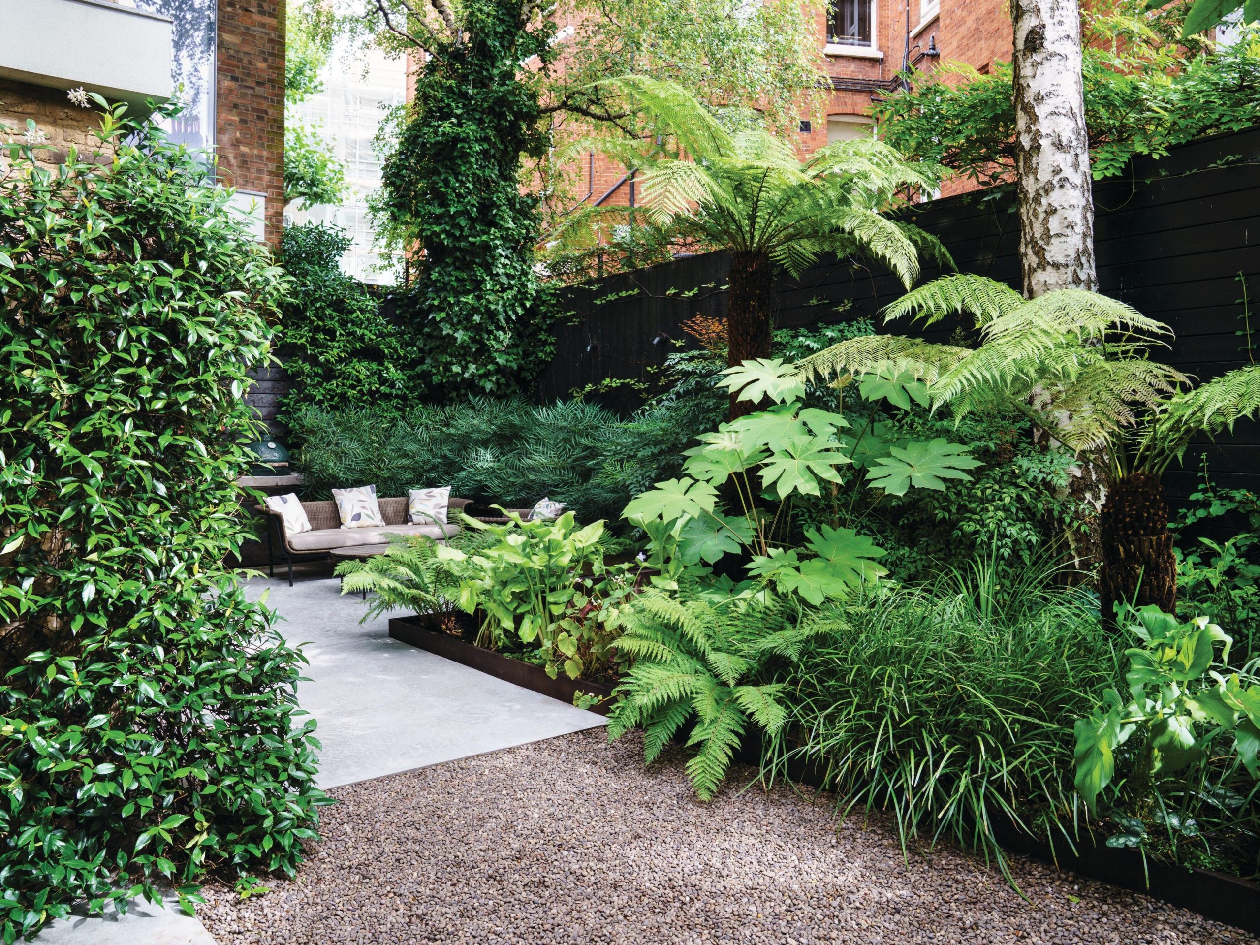 Leafy garden with seating