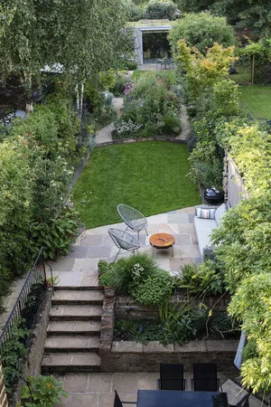 A small garden designed by Jack Wallington A small garden designed by Jack Wallington