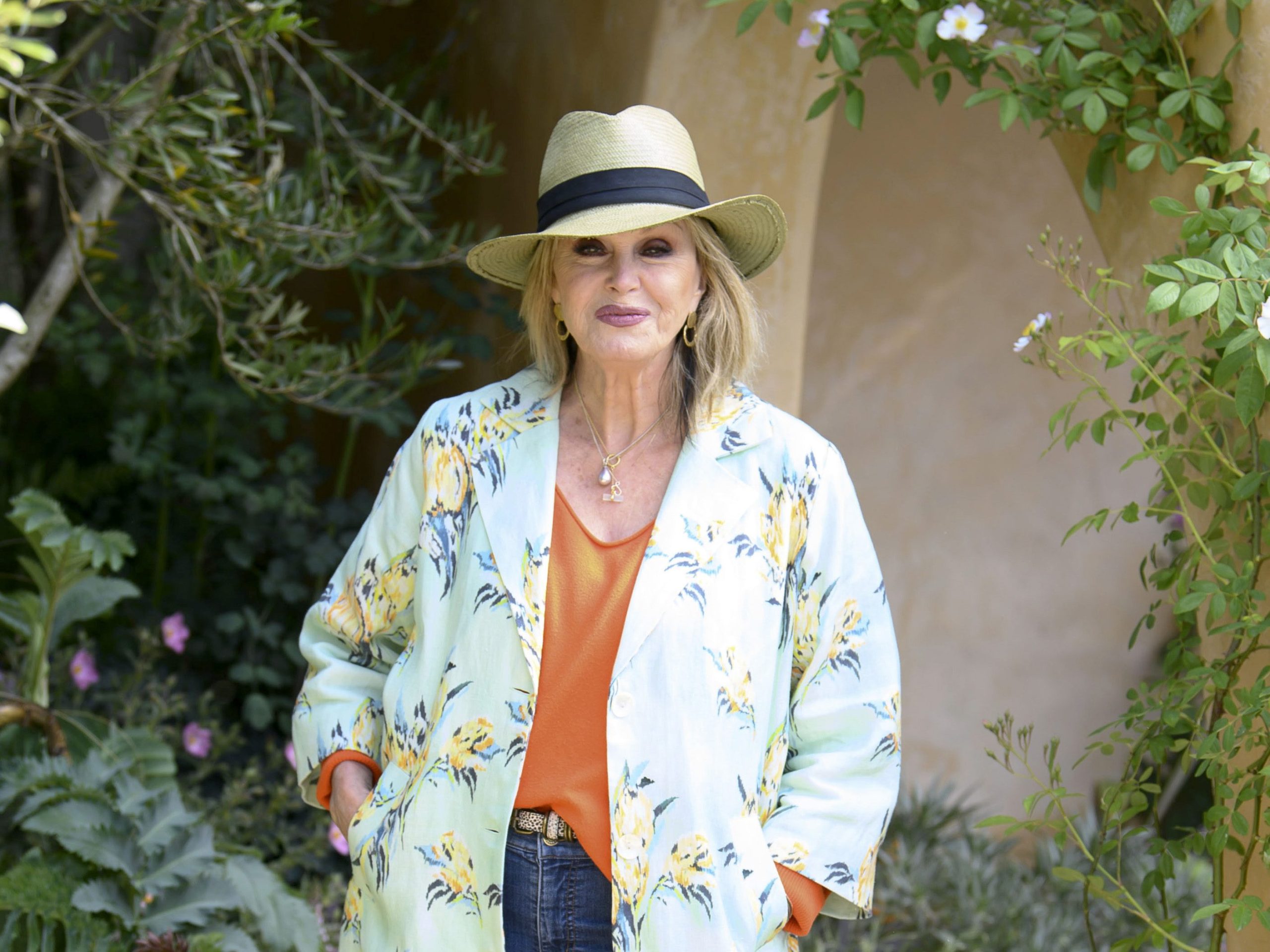 Joanna Lumley attends the RHS Chelsea Flower Show 2026 at The Royal Hospital Chelsea©Justin Goff Photos/Getty Images