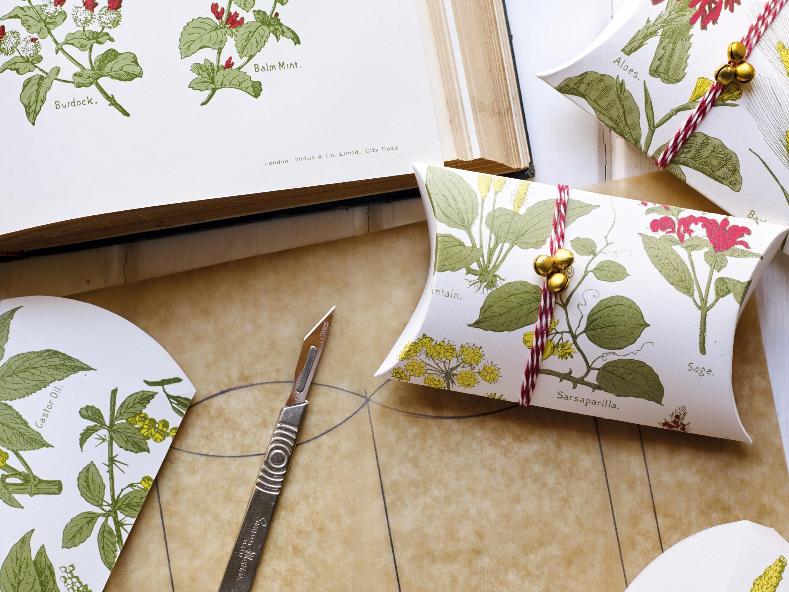 Easy natural wrapping paper