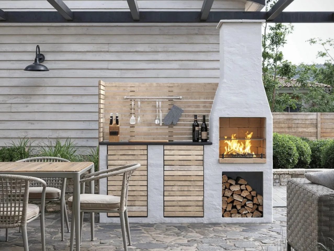 Outdoor kitchen