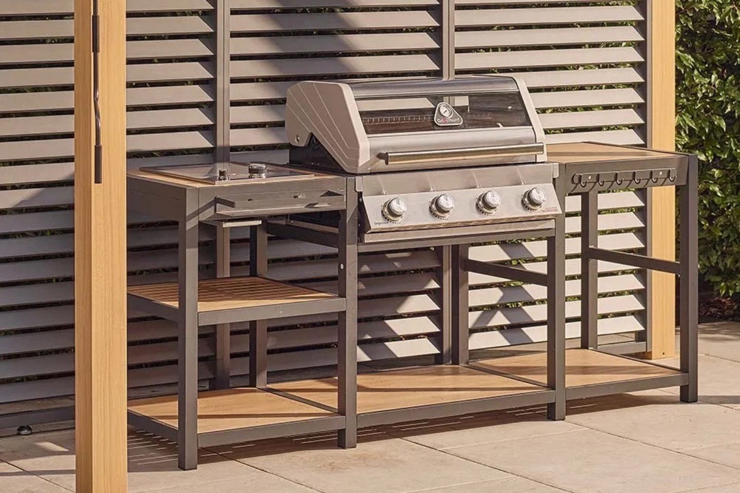 Atkin & Thyme Savannah Hybrid Outdoor Kitchen - 4 Burner