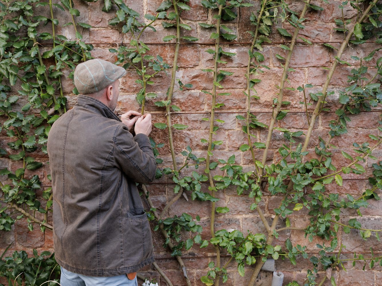 Tim Stretton at Mounton House tying in Garya