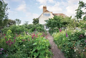 Charleston garden Cottage garden and house