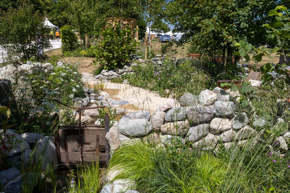 Blue Diamond Garden Centres: Where Grief Grows Quiet. Designed by Sophie Leo. Young Designer Garden.