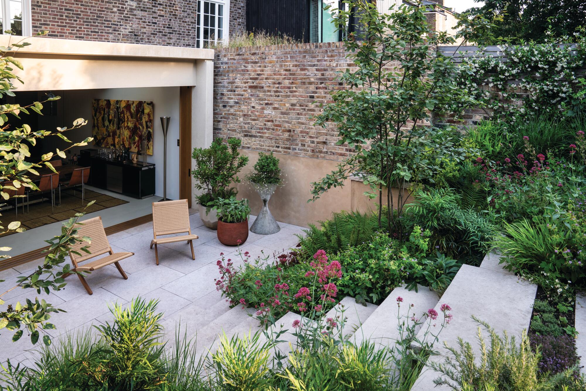 Lulu Roper-Caldbeck sloping garden design