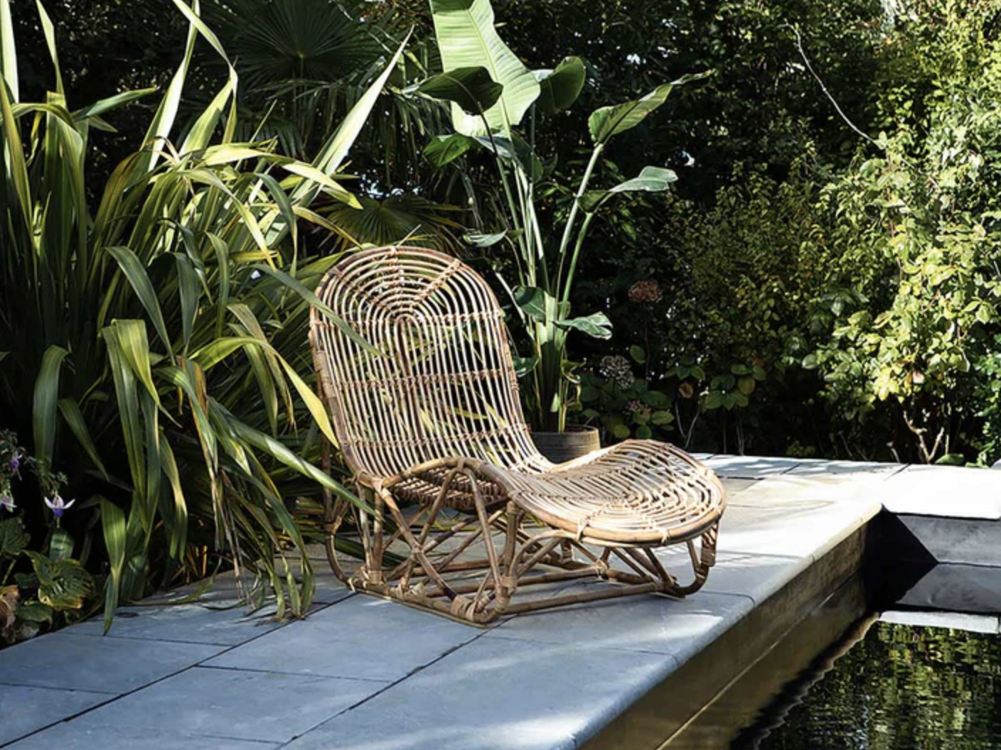 Rattan deck chair