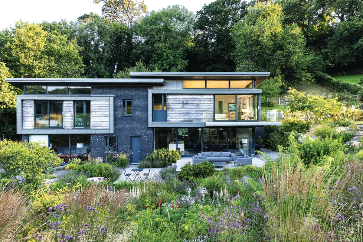 Devon Garden Tom Simpson ©Claire Takacs House and garden