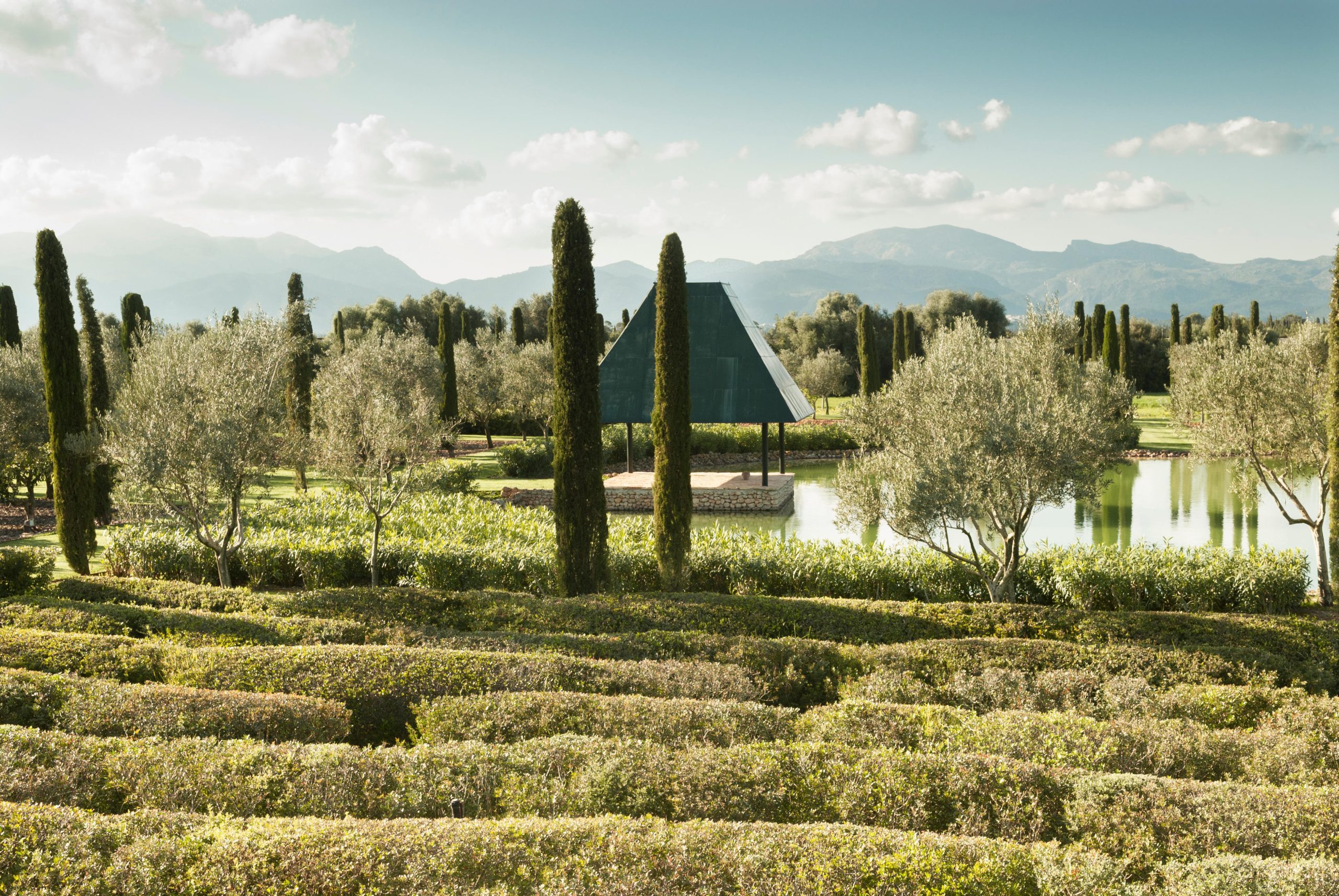 Mallorcan garden designed by Fernando Caruncho 
