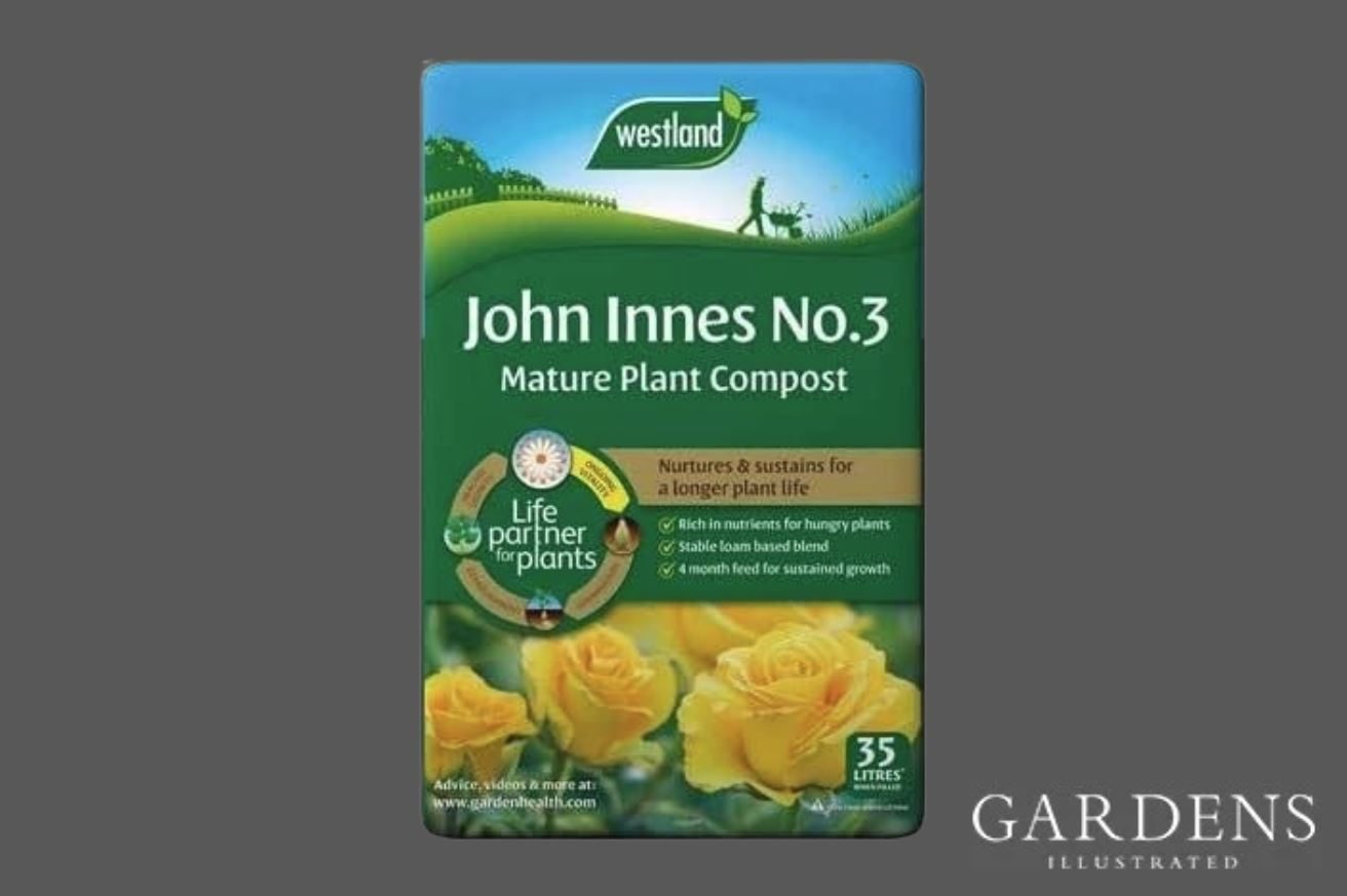Westland No.3 John Innes Mature Plant Compost&nbsp;on a grey background