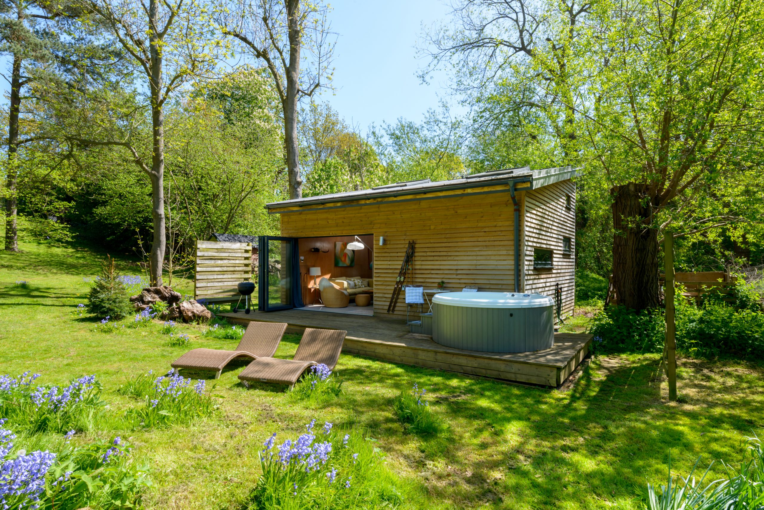 Secluded Countryside Lodge AirBnB © Courtesy of the Airbnb Community
