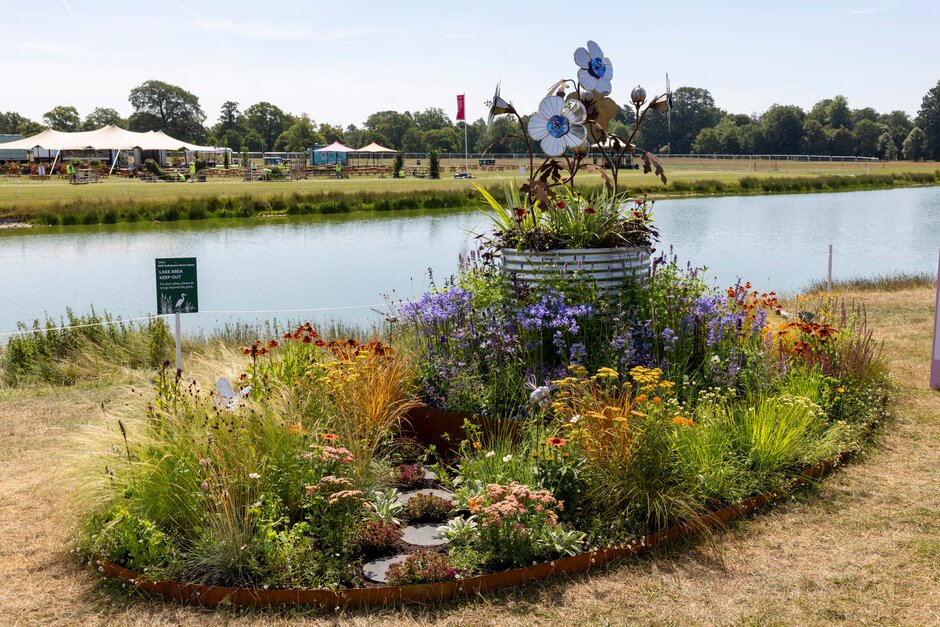 Buglife: Blue Halo Garden. Designed by Natalya Scott and Lucie Dannemann-Scott.