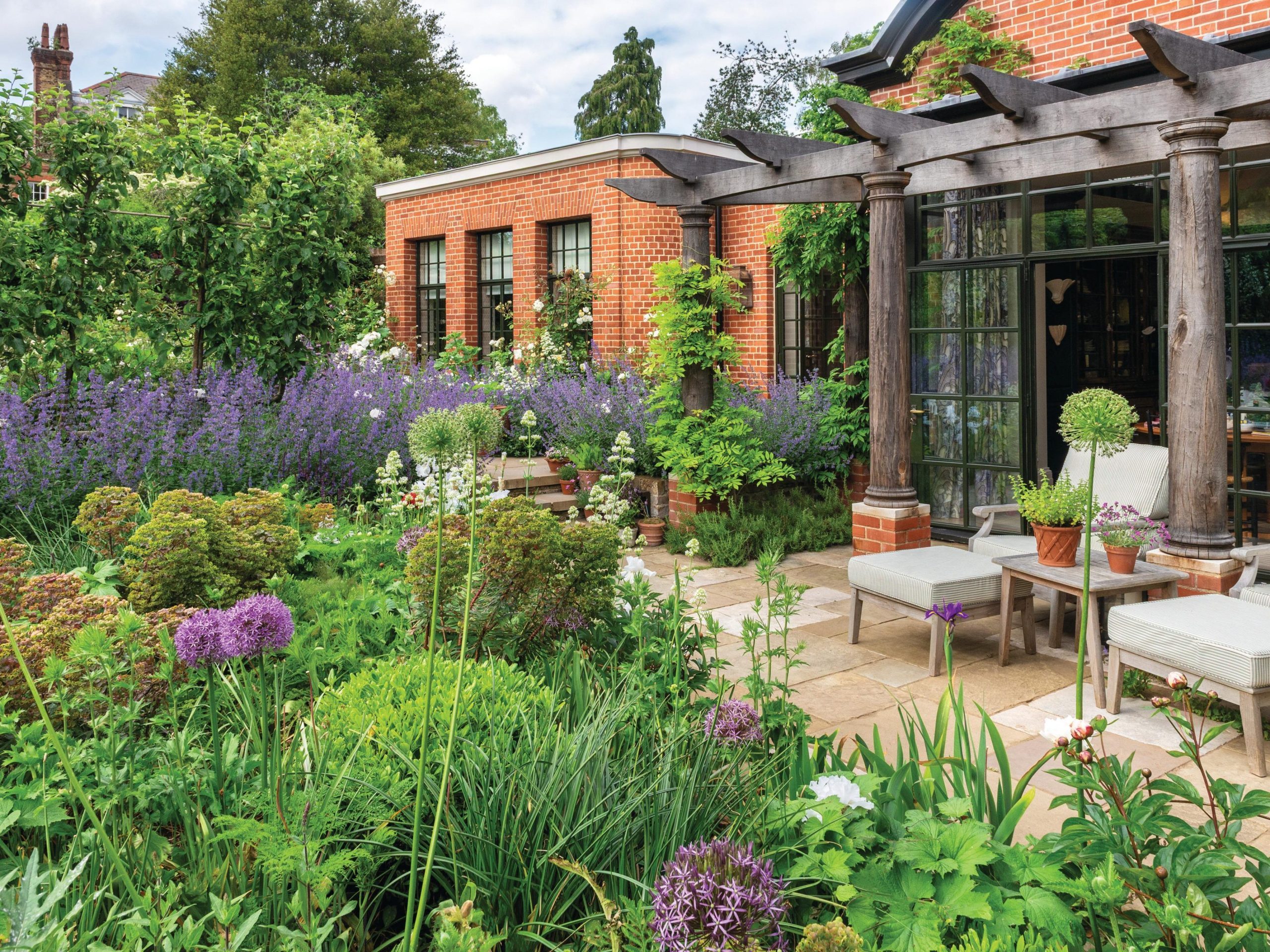House and garden